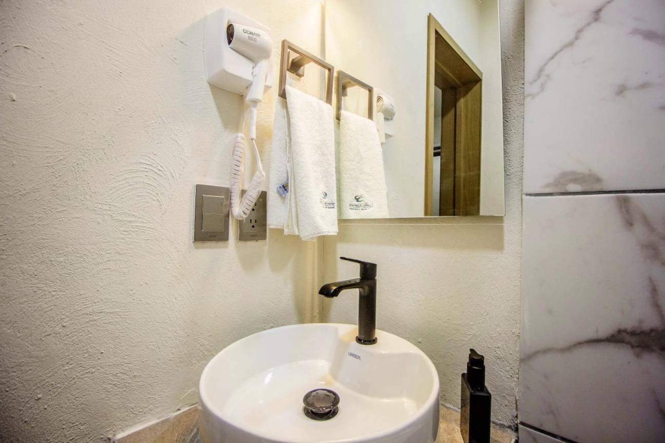 Loft Alatorre Aparthotel กัวดาลาฮารา ภายนอก รูปภาพ
