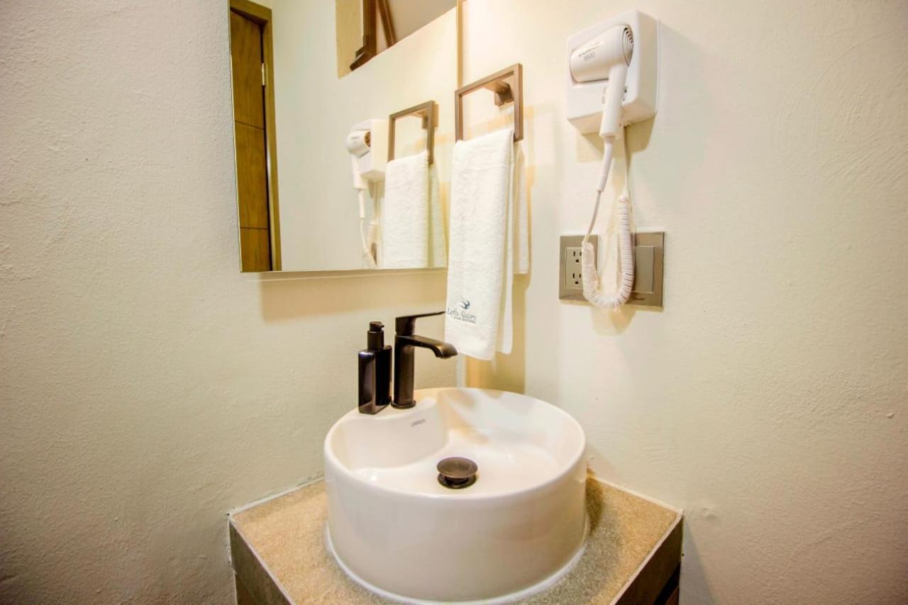 Loft Alatorre Aparthotel กัวดาลาฮารา ภายนอก รูปภาพ